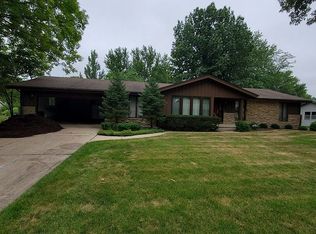 206 Drake Ave, Rochelle, IL 61068