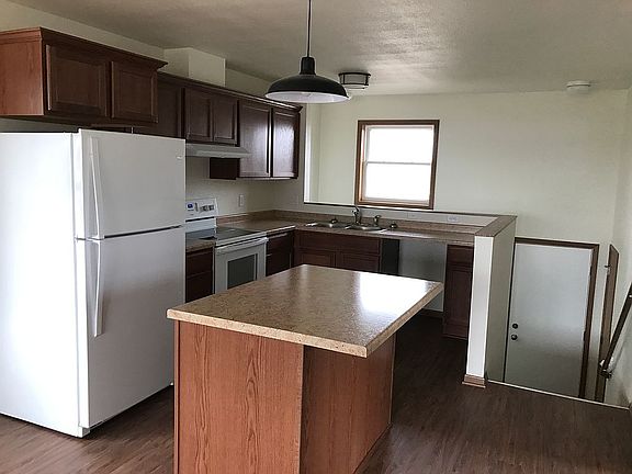 4th image of 2100 Nelson St