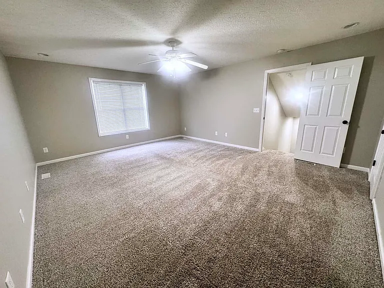 603 Aberdeene Ct — Photo 9