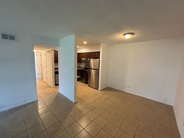 Wintergreen Condo/Apartments, 1001-1009 Indian Ave #1005-104, Virginia Beach, VA 23451