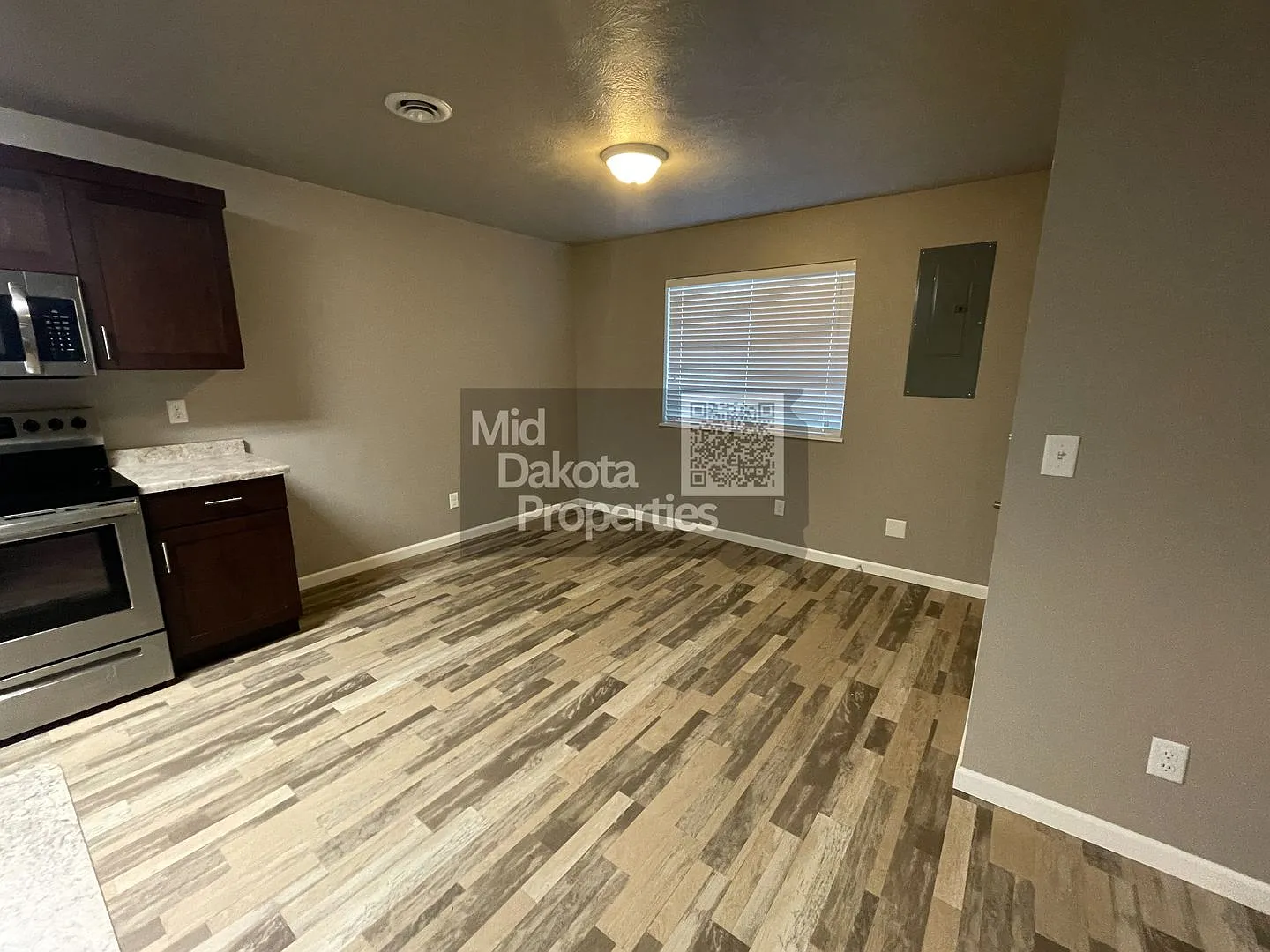 Juniper Townhomes — Photo 4