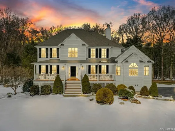 82 New Lebbon Road, Newtown, CT 06470