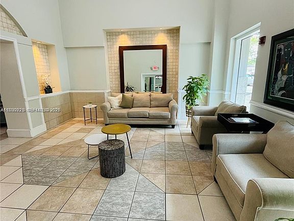 4th image of 50 Menores Ave APT 726