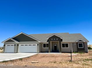 1491 Blossom Ln, Taylor, AZ 85939