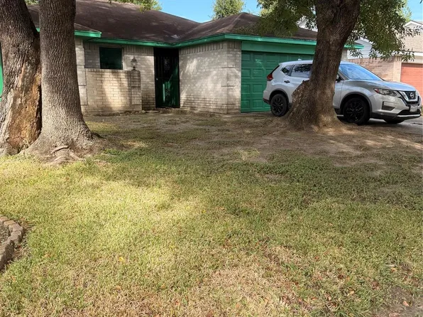 12215 Carola Forest Dr, Houston, TX 77044