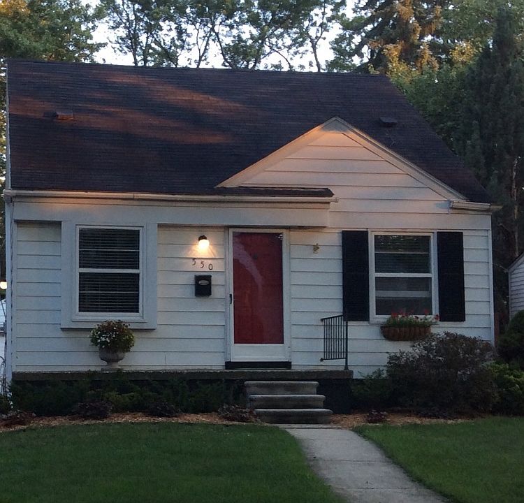 1st image of 550 Smith Ave