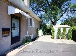 1053 Somerville St, Oshawa, ON L1G 4K4