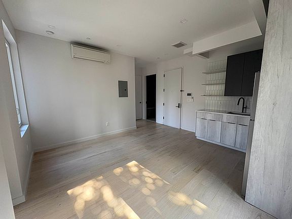 2nd image of 304 Linden Blvd APT 3F