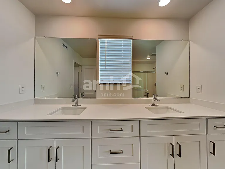12504 W Adair Dr — Photo 11