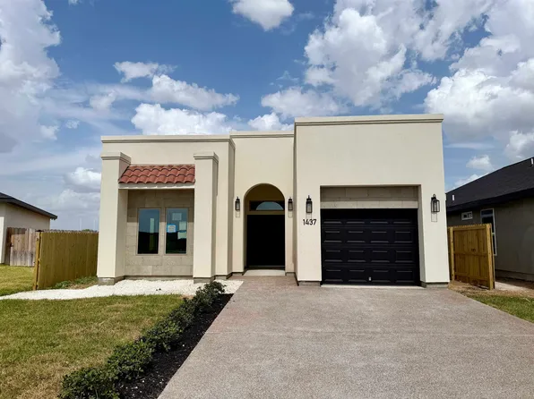 1437 El Caporal Dr, Laredo, TX 78043
