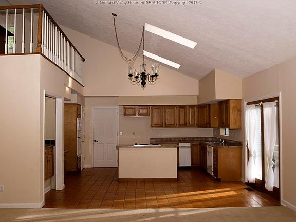 4th image of 5400 Tiffany Dr