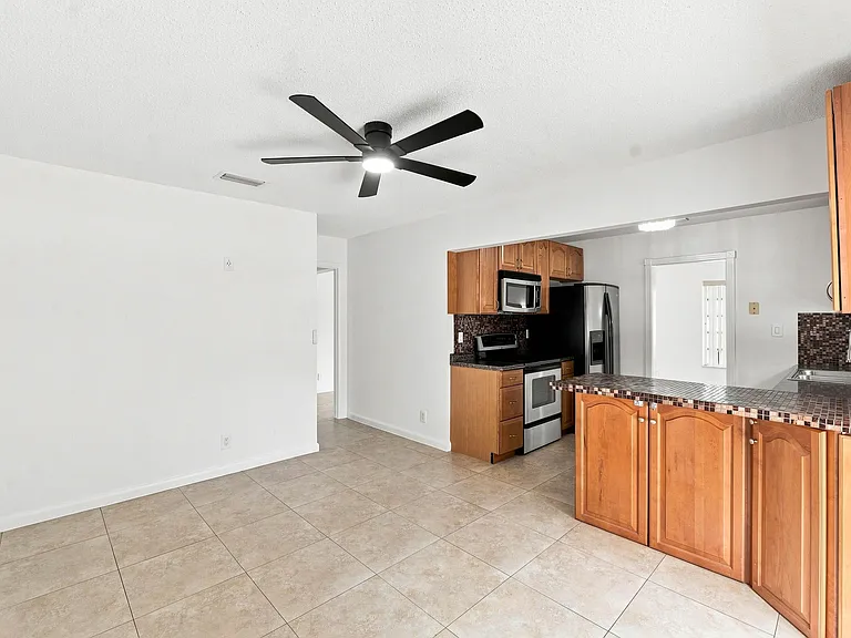 3310 NW 90th Ave #N — Photo 12