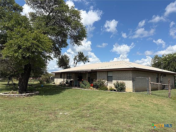 3rd image of 639 County Road 3081