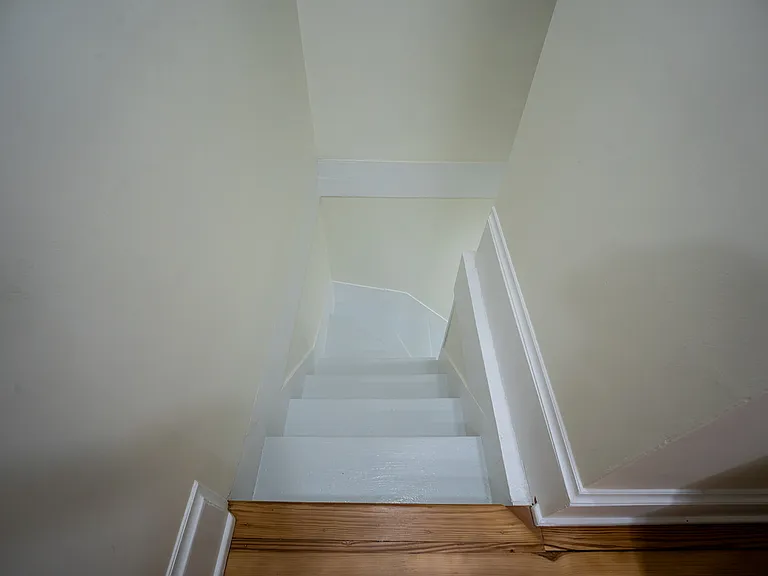 hall to stair