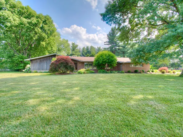 3243 Petersburg Rd, Burlington, KY 41005