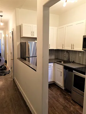 Rented by Space Link Realty | media 20