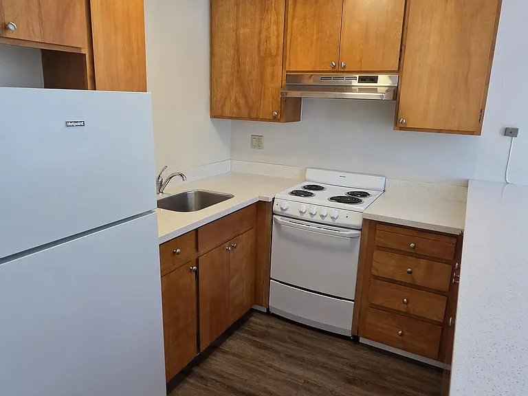 80 Palm Ave #104 — Photo 6