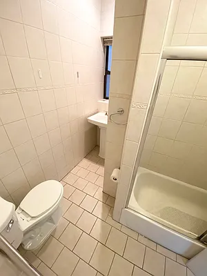 Rented by Amin Property Group Inc | media 17