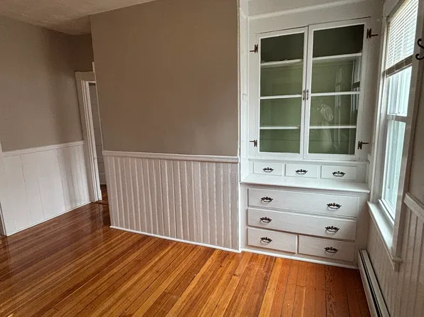 179 Tremont St #1, New Bedford, MA 02740