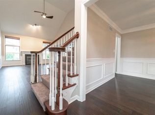 1528 Krame Dr, Crown Point, IN 46307
