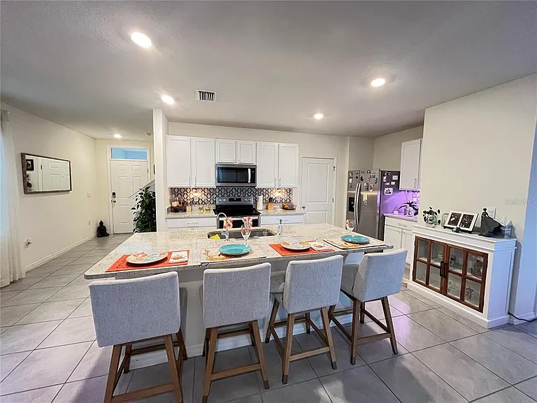 17032 Oval Rum Dr — Photo 8