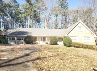 4392 Cherie Glen Trl, Stone Mountain, GA 30083