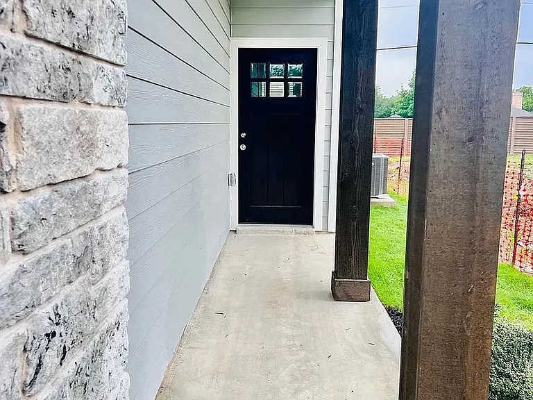 2203 Cowbird Path — Photo 16