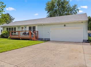 310 N Woodhill Dr, Amherst, OH 44001