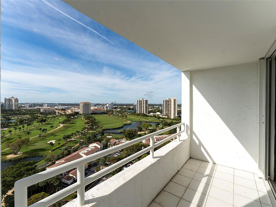 1st image of 20355 NE 34th Ct APT 2226