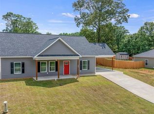 315 W Broad St, Iva, SC 29655