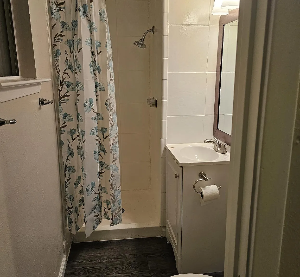 4 bed, 3.0 bath, 1980 sqft, $1,364 — Photo 2