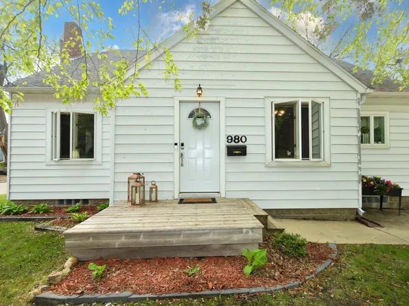 980 S Main St, Zumbrota, MN 55992
