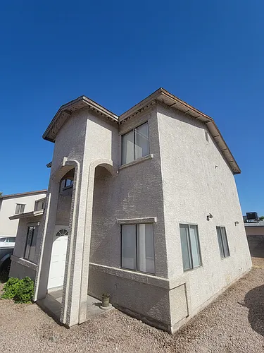 7347 N Black Canyon Hwy #2 Photo 1