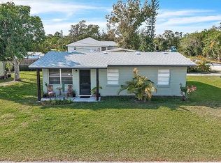 1437 Coral Ridge Dr, Punta Gorda, FL 33950