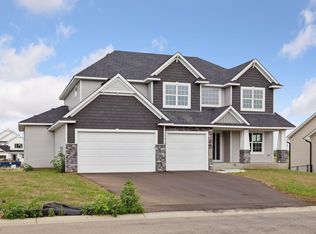19774 Henning Ave, Lakeville, MN 55044
