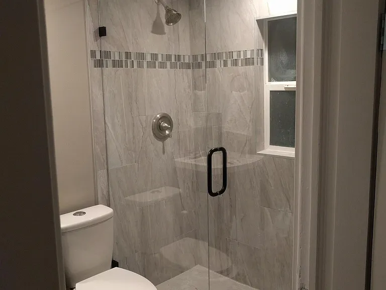 2263 S 1700 E — Photo 3
