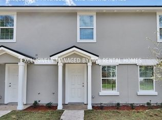 8489 McGirts Village Ln, Jacksonville, FL 32210