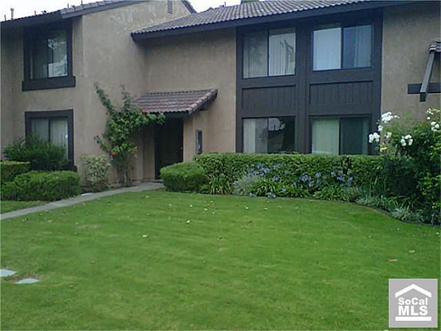 1st image of 18942 E Appletree Ln