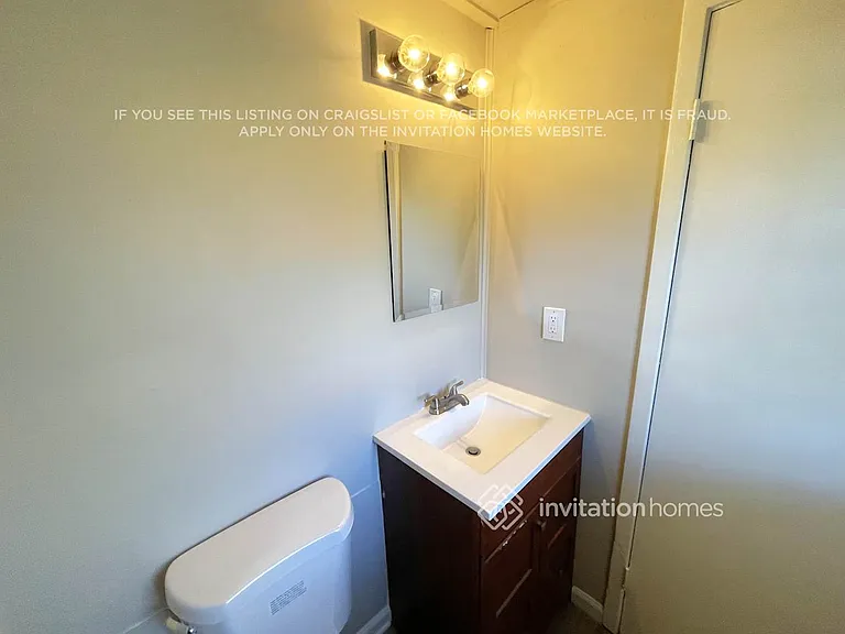 3361 S Winston St — Photo 12