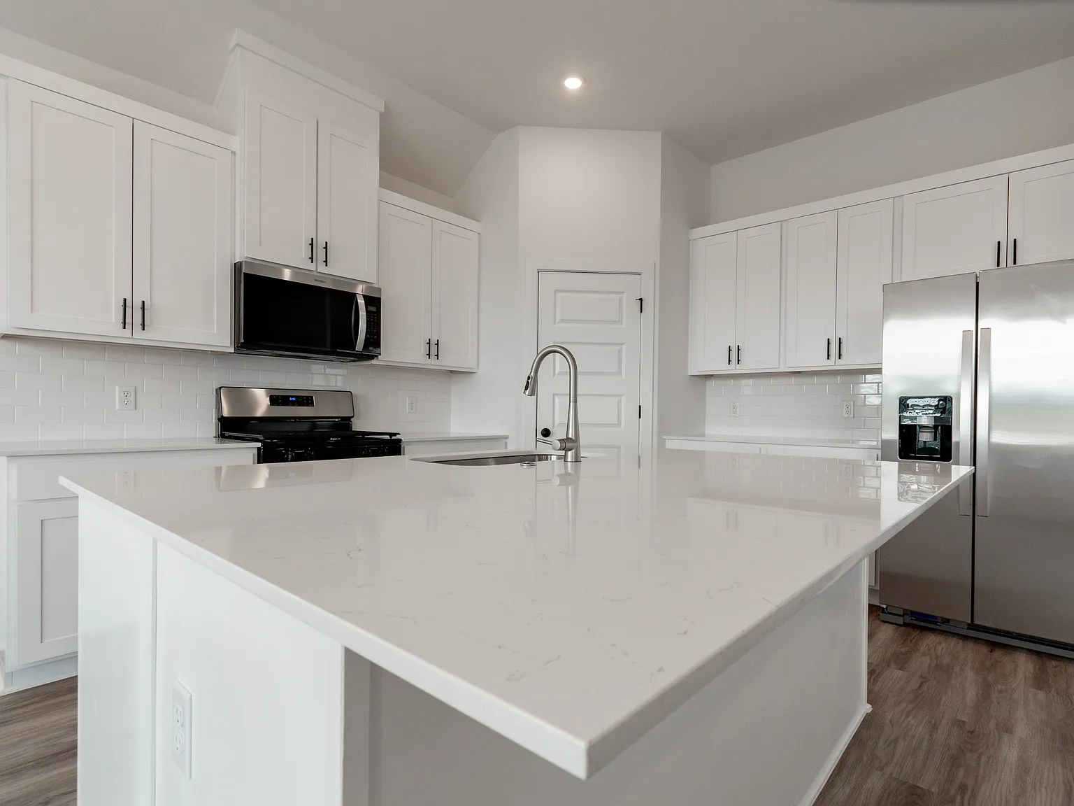 416 West Gosling Island - 1 — Photo 2