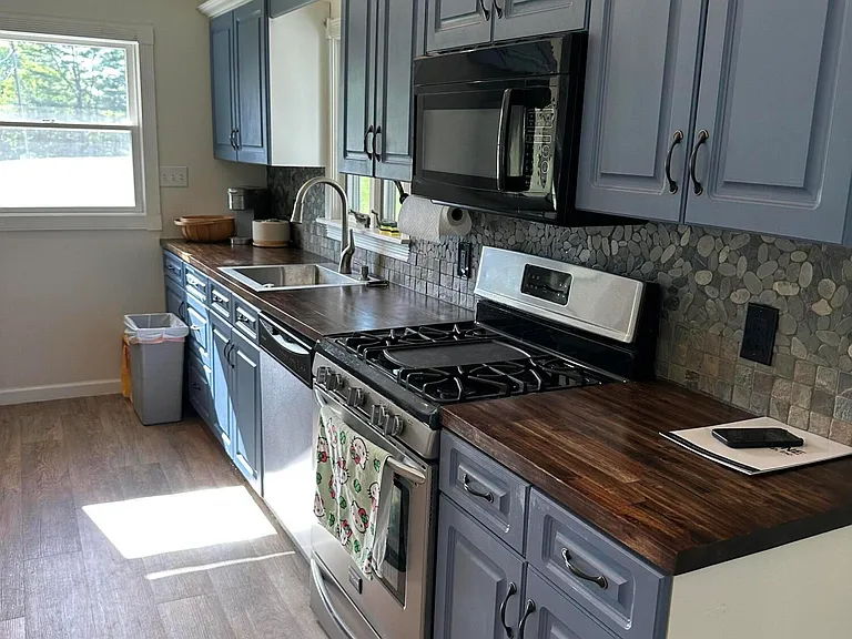 164 Everett Rd #165 — Photo 7