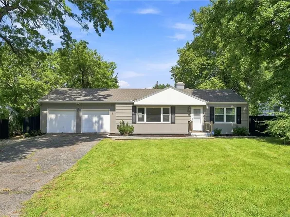 8810 E 71st Ter, Raytown, MO 64133