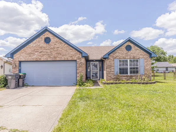 7 Sycamore Ct, New Whiteland, IN 46184