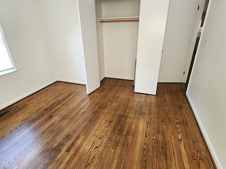 2312 Sierra Dr — Photo 8