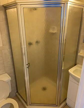 5th image of 17271 Highland Ave