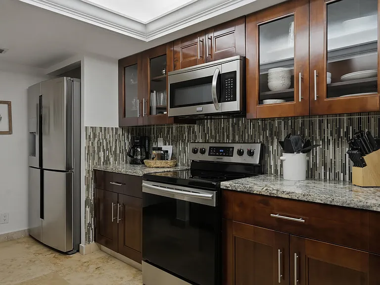 825 Egret Cir #104 — Photo 6