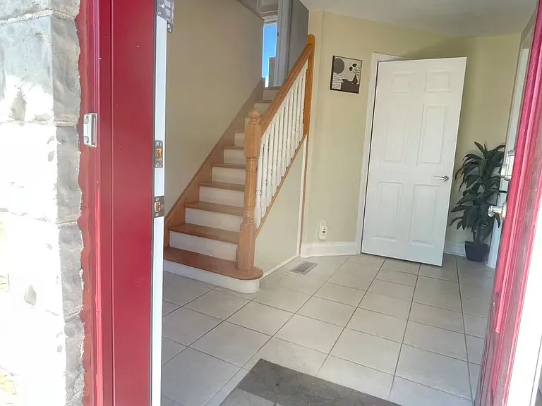 34 Grassmere Ct — Photo 11