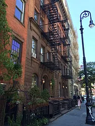 Rented by Acacia Realty