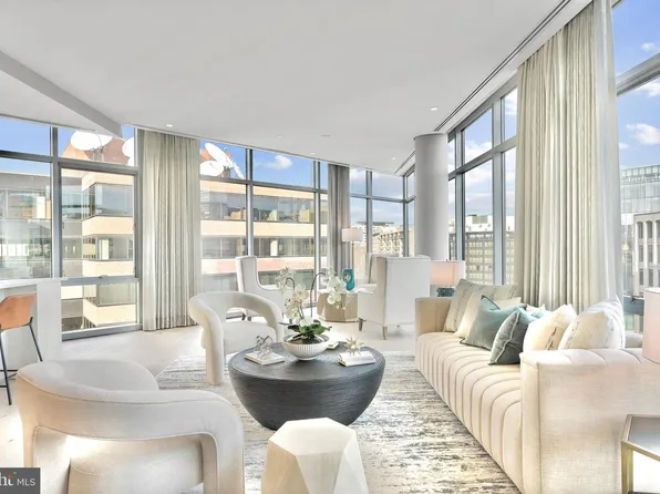 1177 22nd St NW Unit 7D, Washington, DC 20037