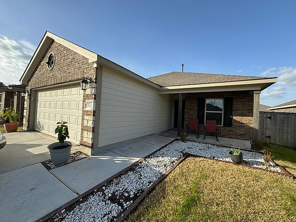 3rd image of 20931 Canary Wood Ln